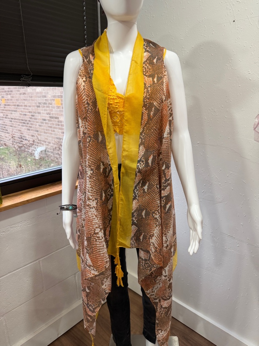 Yellow Trim Brown Snake-Print Sleeveless Tunic Vest